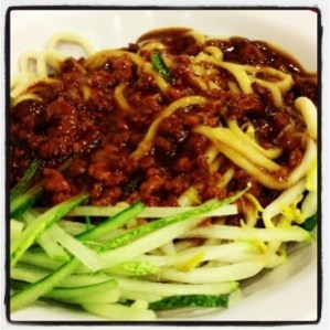 Noodle with Minced Meat in Bean Paste
