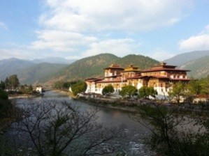 Sitting at the junction of 2 rivers