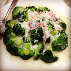 Stir-fried Broccoli with Crabmeat