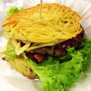 BBQ Bacon Bleu Ramen Burger