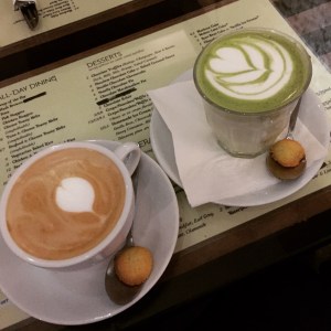 Got latte art for matcha but no art for latte